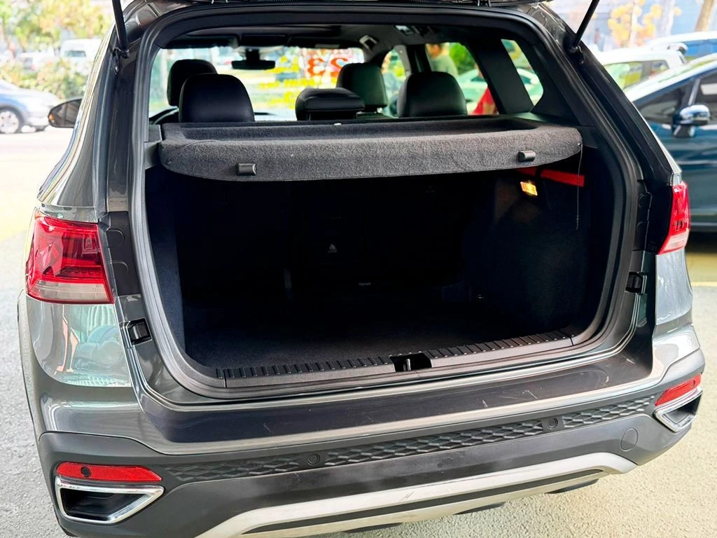 VOLKSWAGEN TAOS