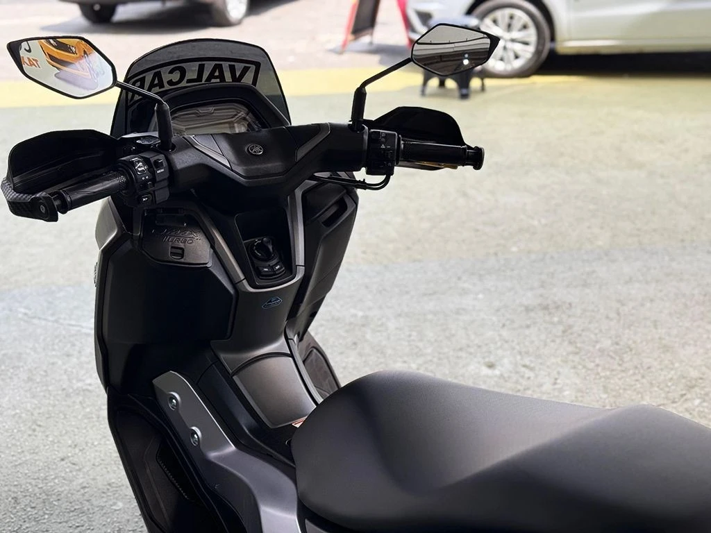 YAMAHA NMAX 160 ABS