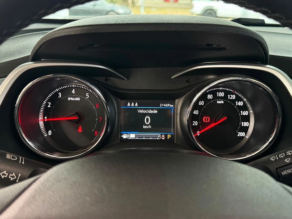 CHEVROLET TRACKER
