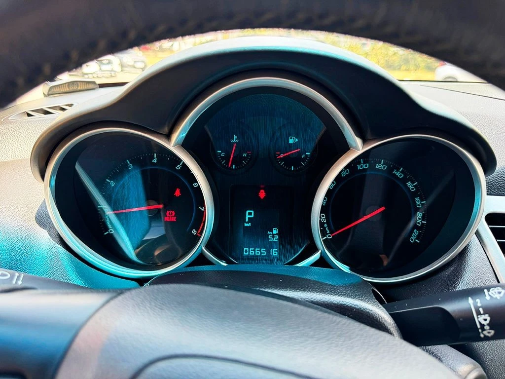 CHEVROLET CRUZE