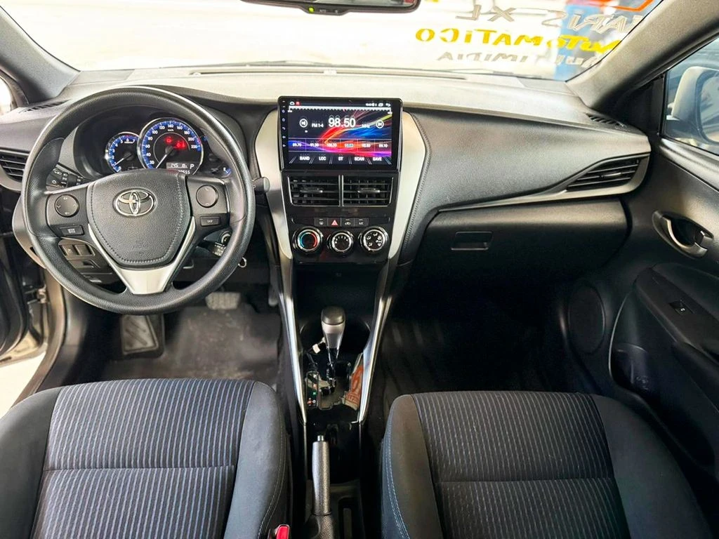 TOYOTA YARIS