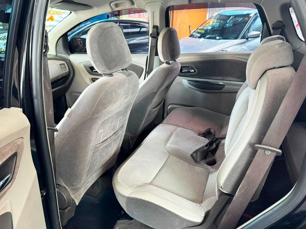 CHEVROLET SPIN