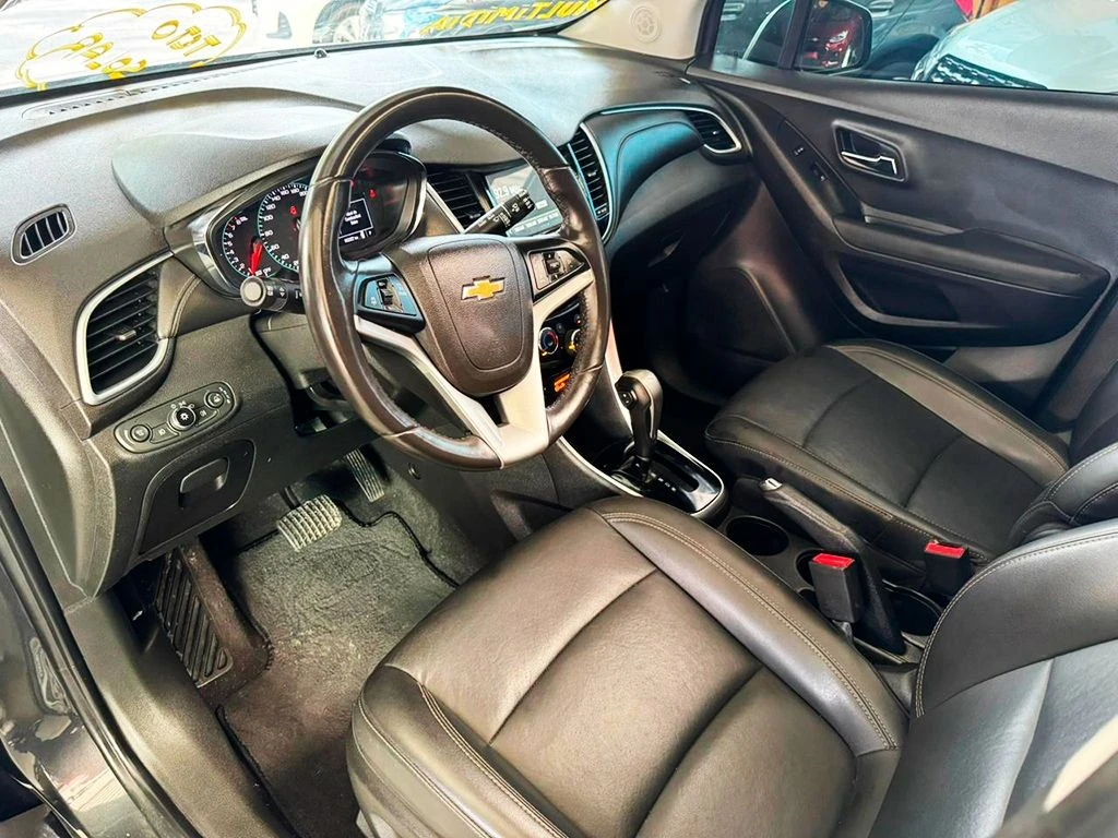 CHEVROLET TRACKER