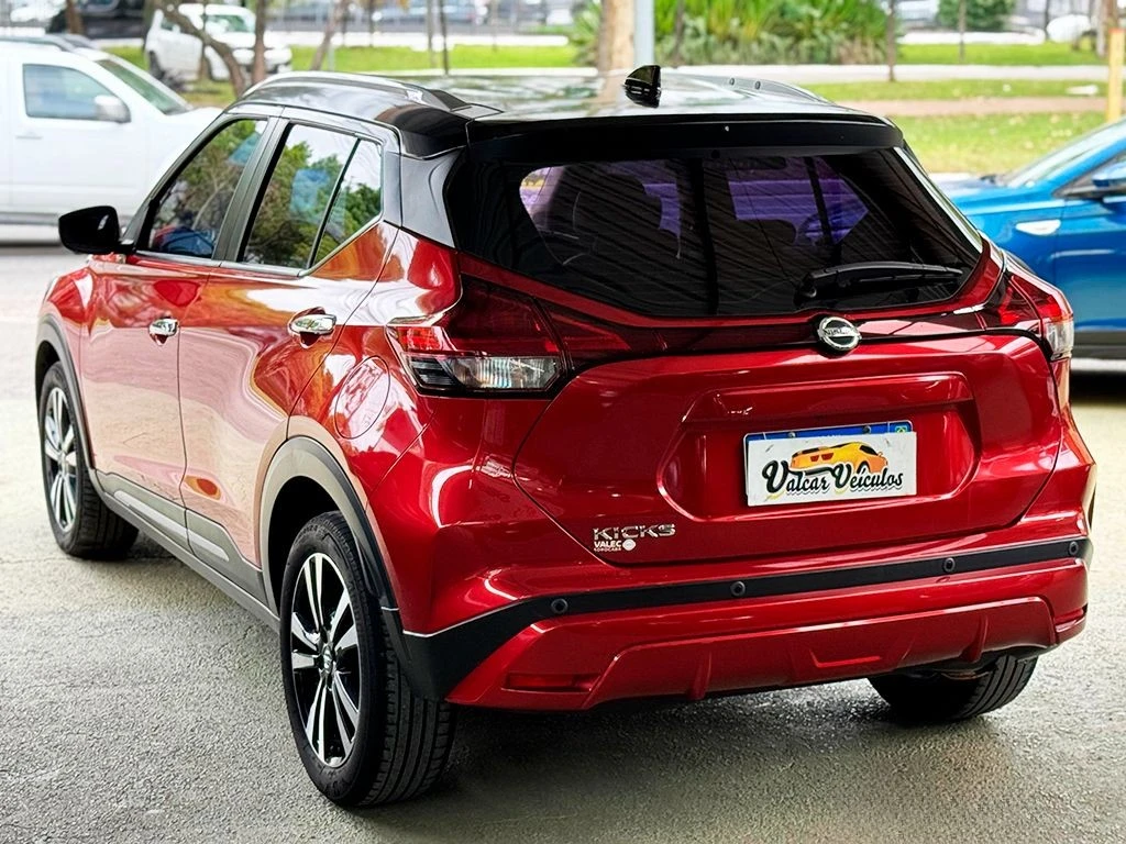 NISSAN KICKS