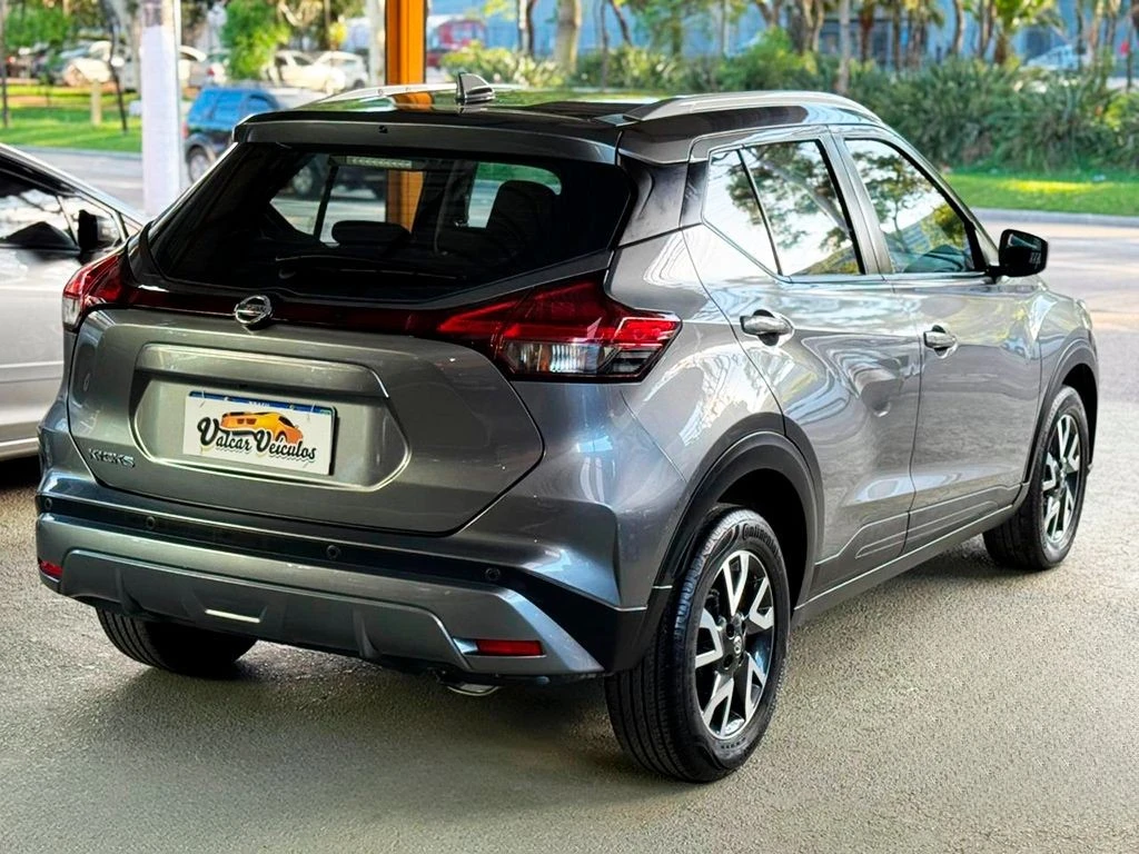 NISSAN KICKS