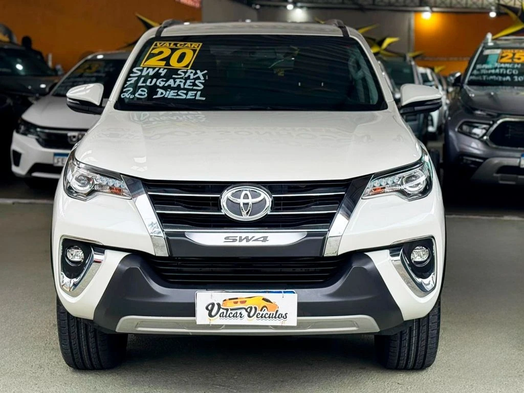 TOYOTA HILUX SW4