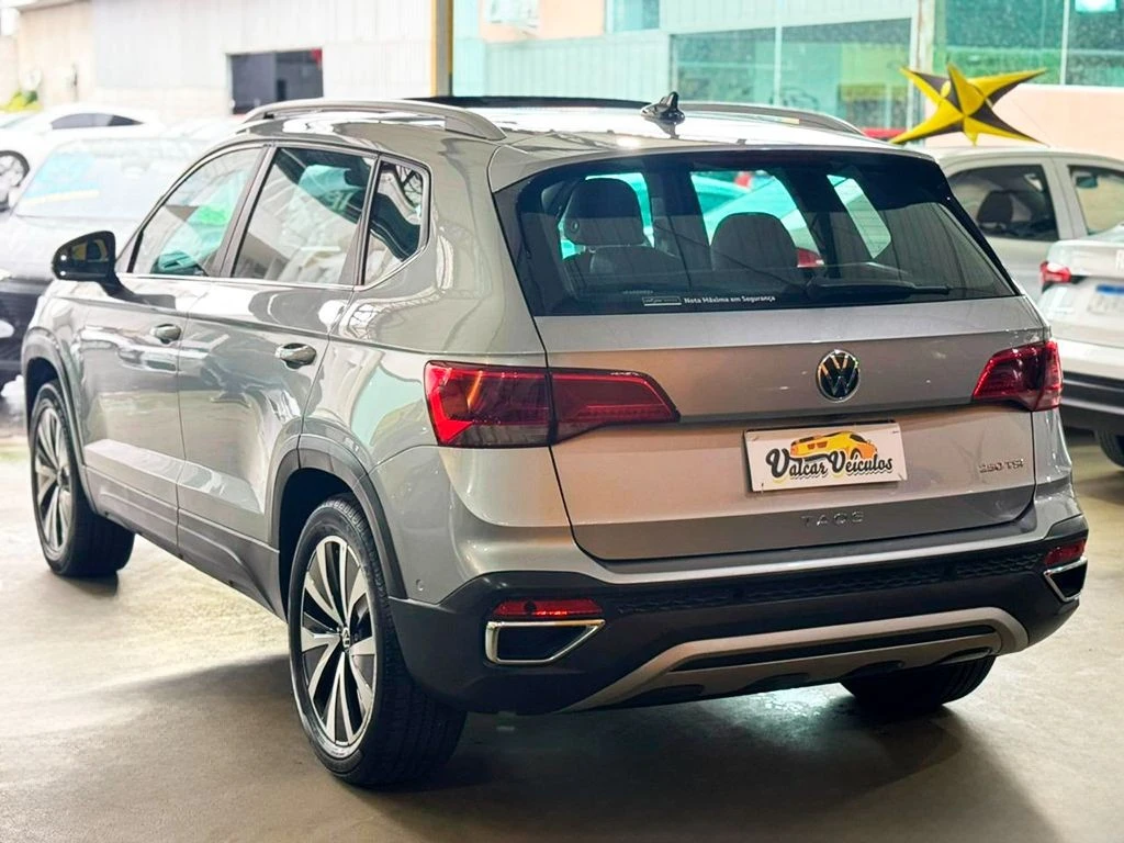 VOLKSWAGEN TAOS