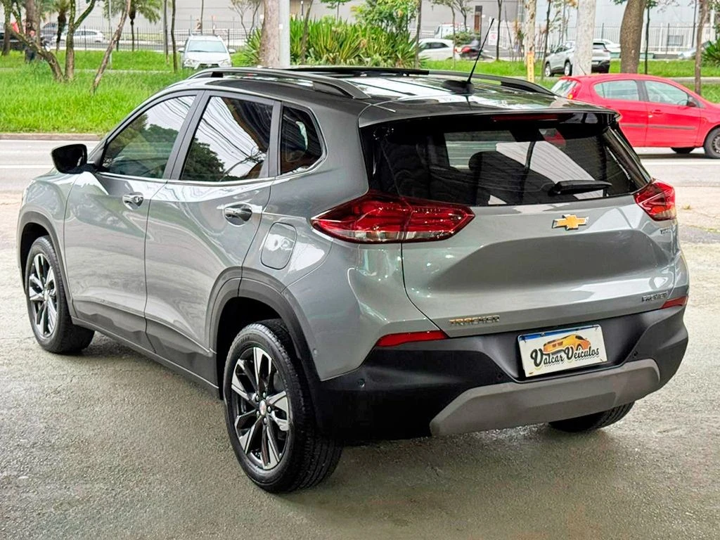 CHEVROLET TRACKER