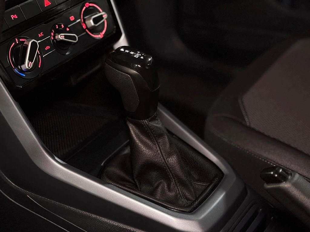 VOLKSWAGEN/T-CROSS 1.0 200 TSI TOTAL 2024