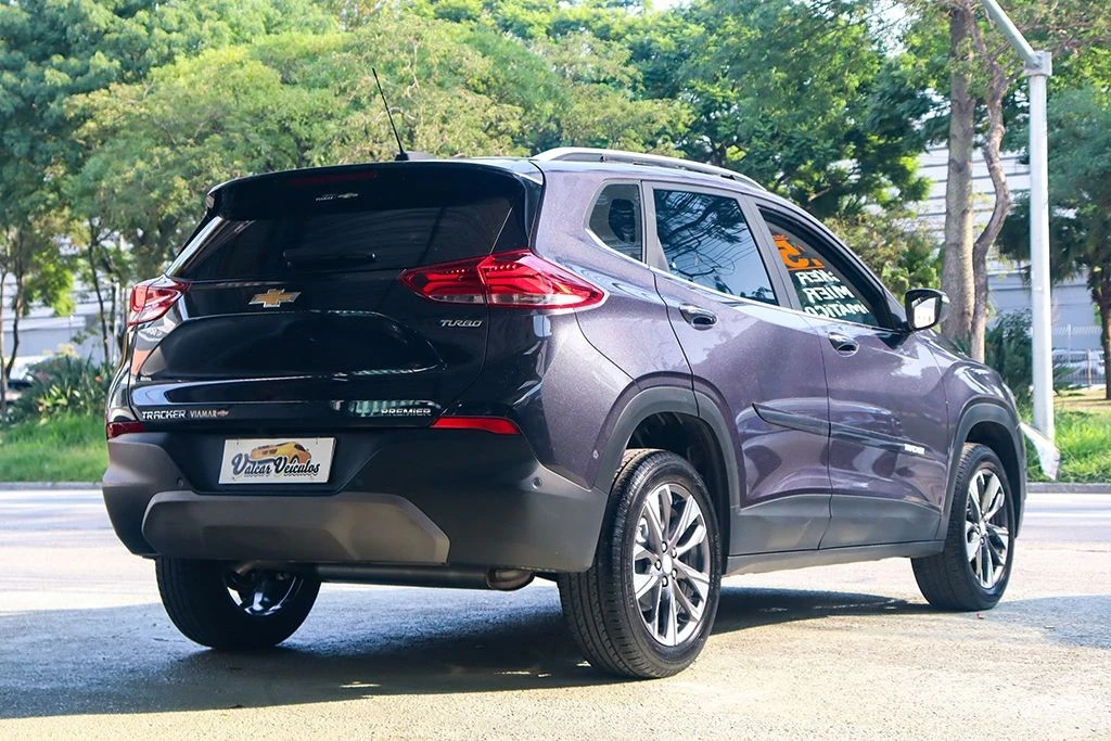 CHEVROLET TRACKER