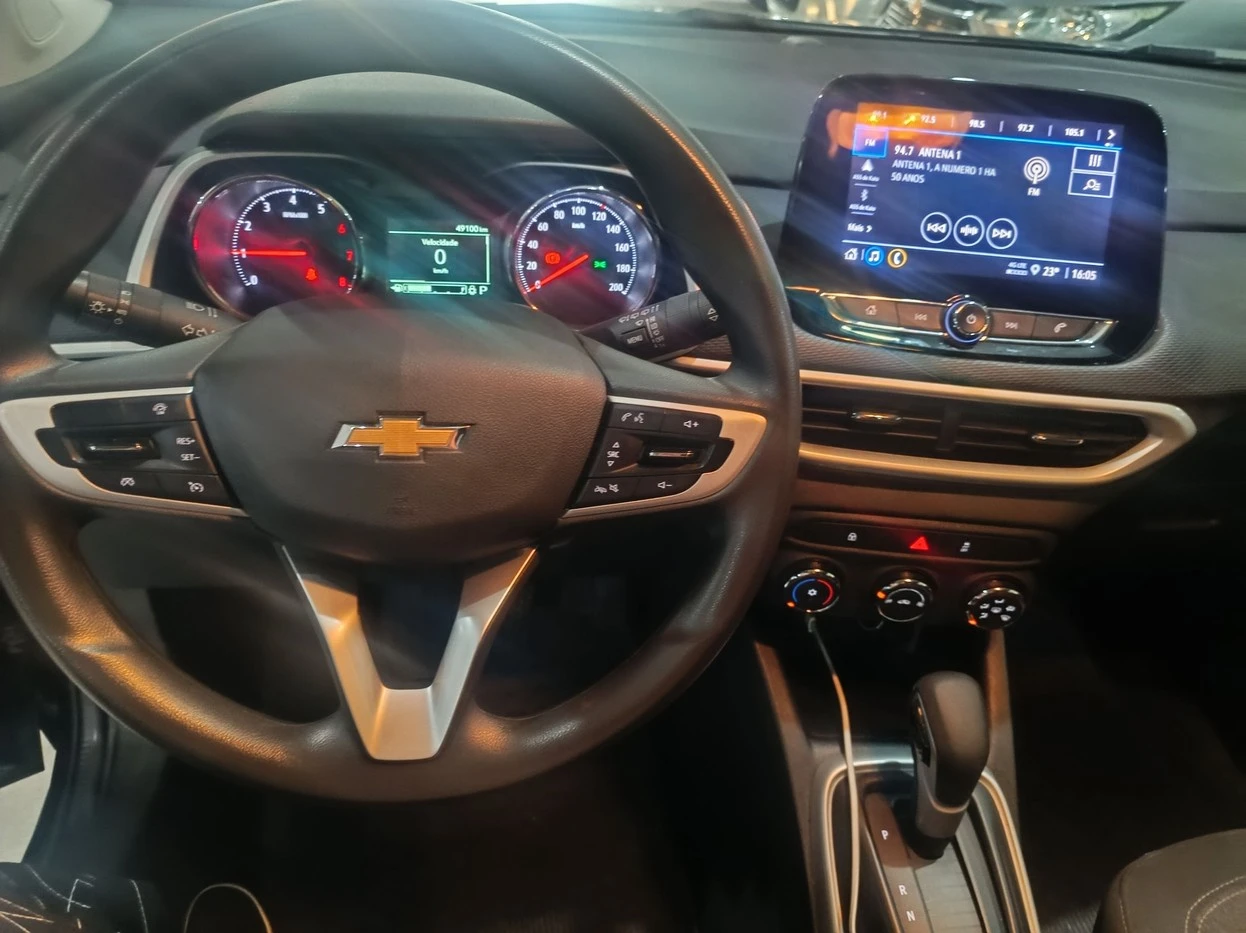CHEVROLET TRACKER
