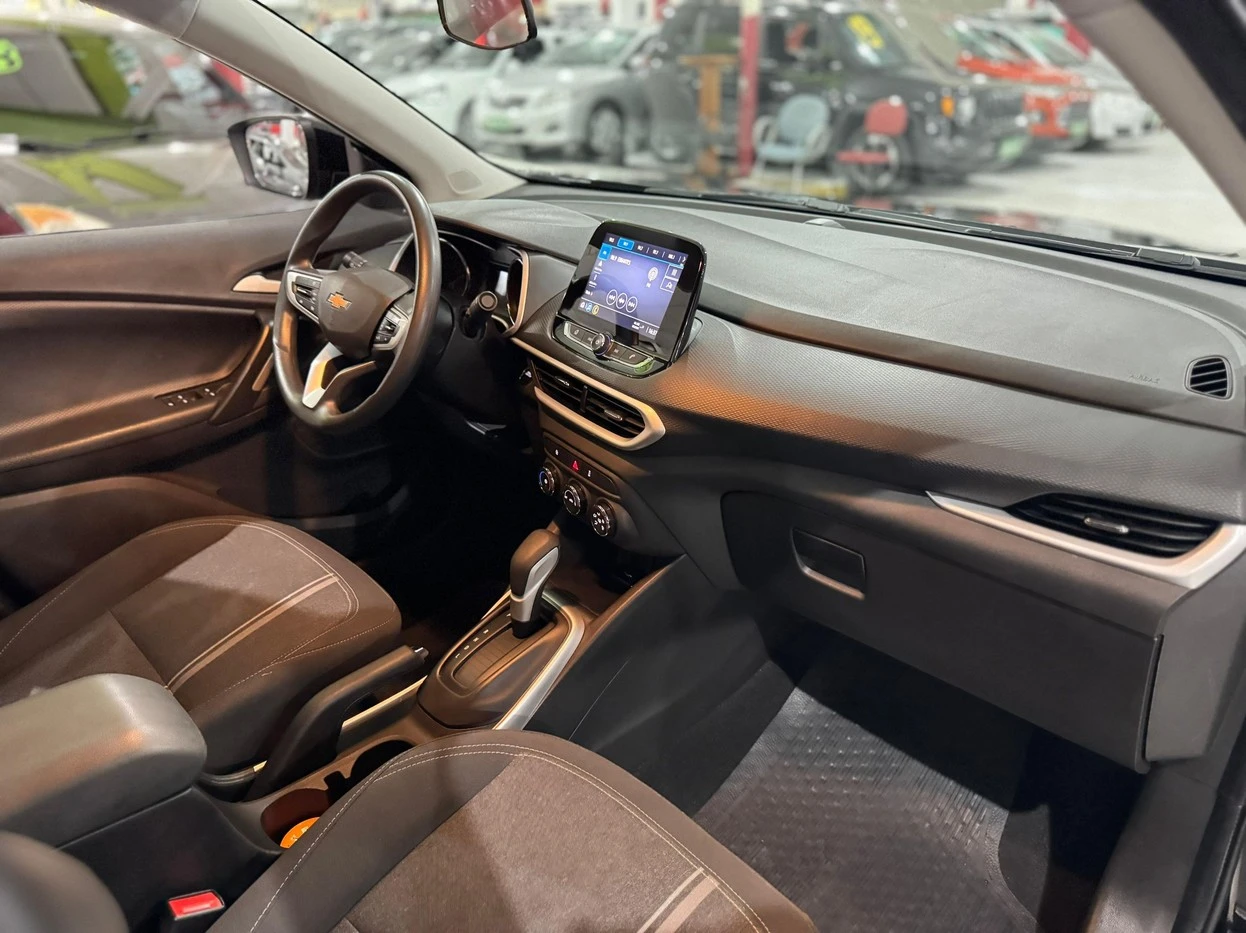 CHEVROLET TRACKER