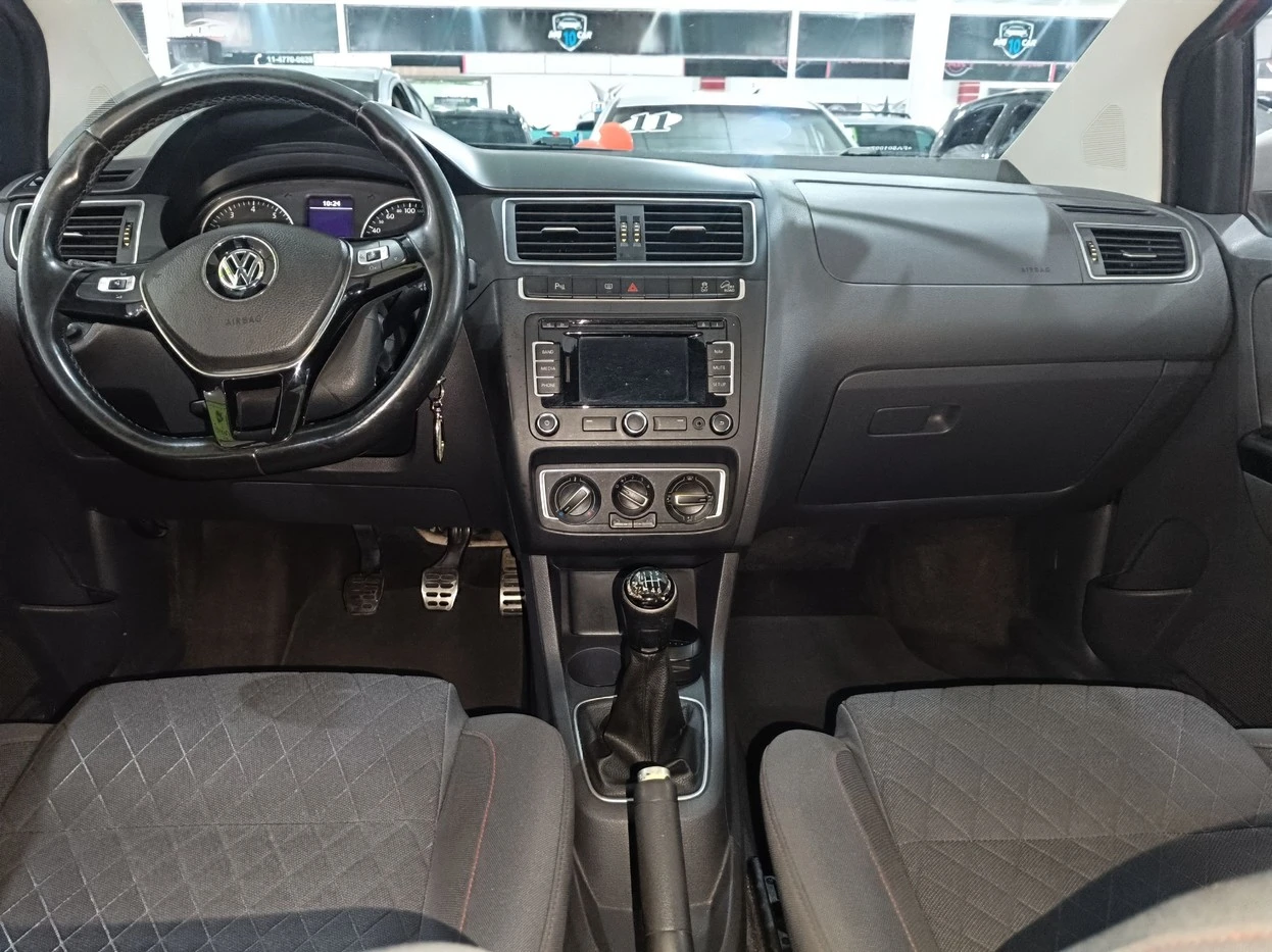 VOLKSWAGEN SPACE CROSS