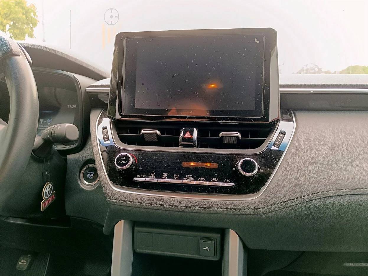 TOYOTA COROLLA CROSS