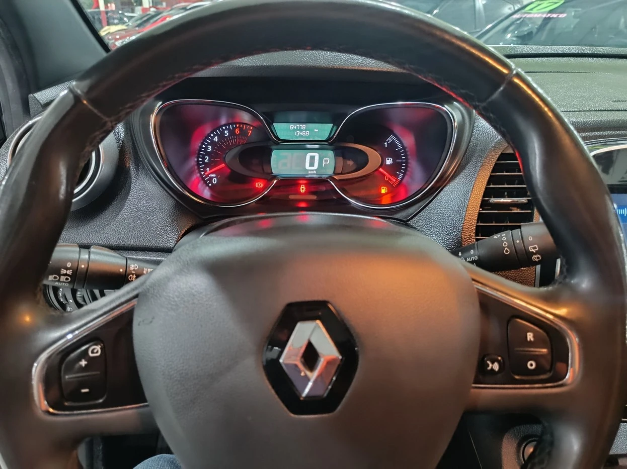 RENAULT CAPTUR