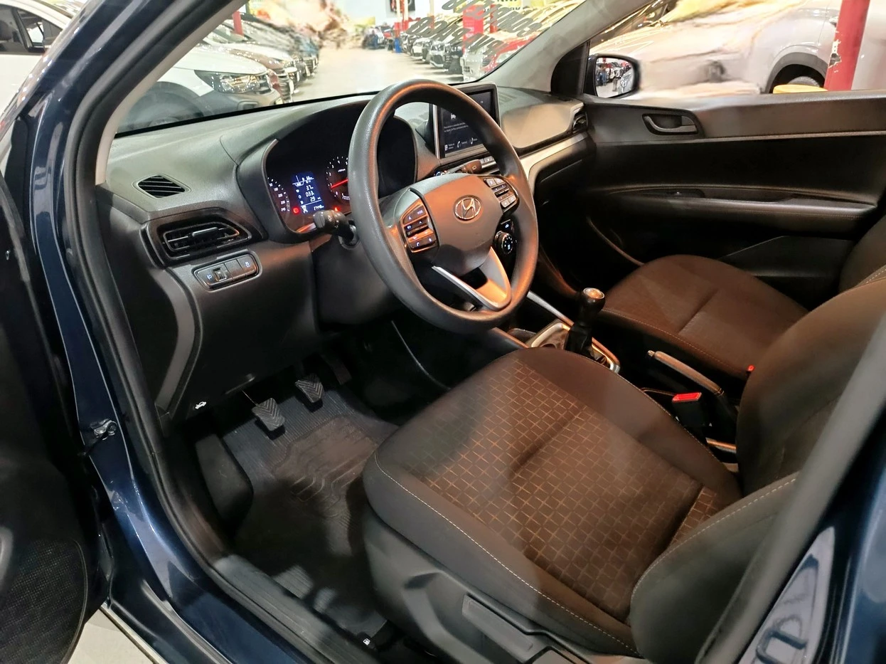 HYUNDAI HB20