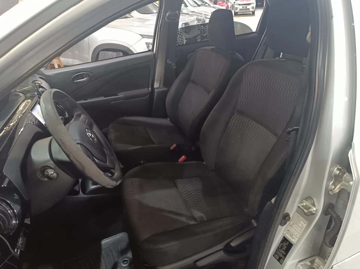 TOYOTA ETIOS