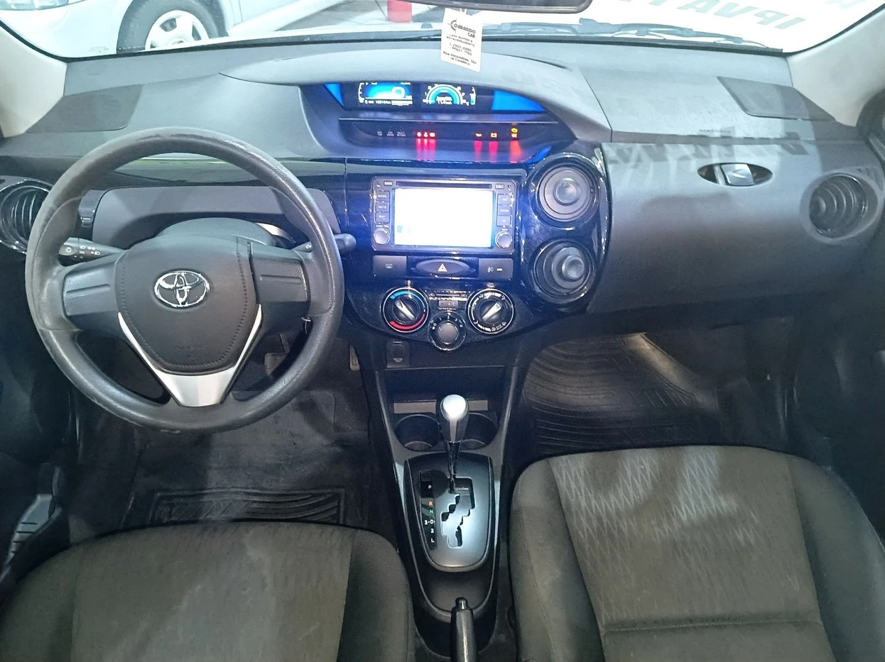 TOYOTA ETIOS