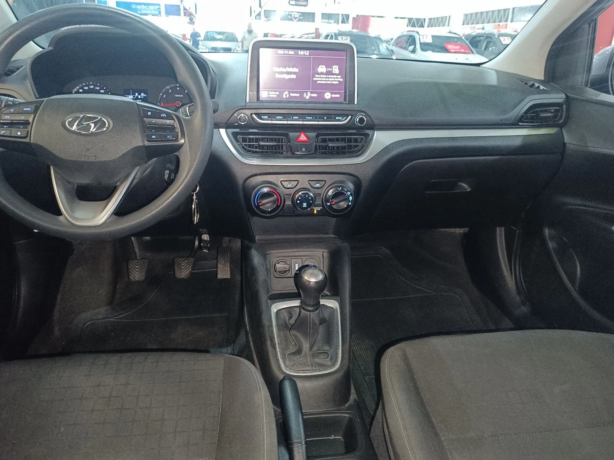 HYUNDAI HB20