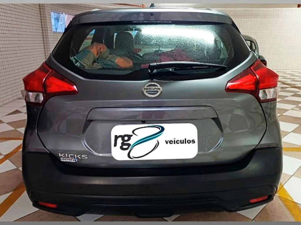 NISSAN KICKS