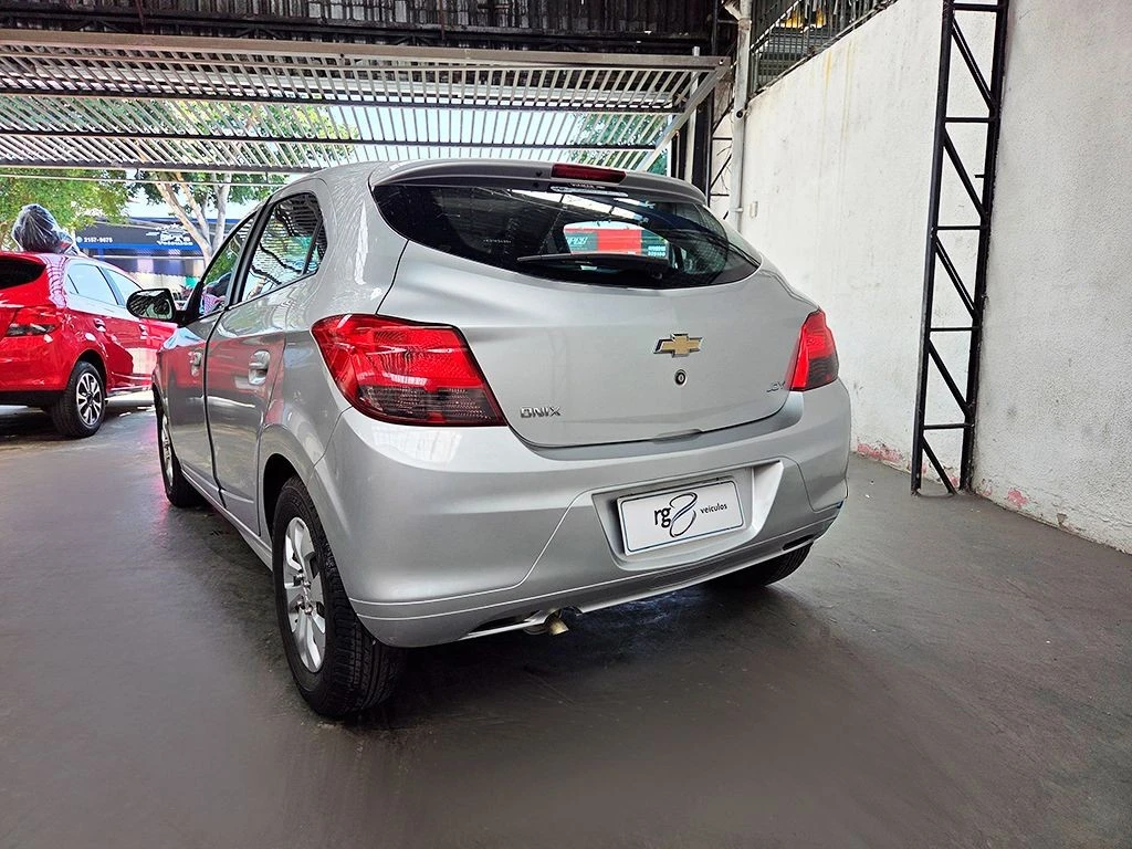 CHEVROLET ONIX