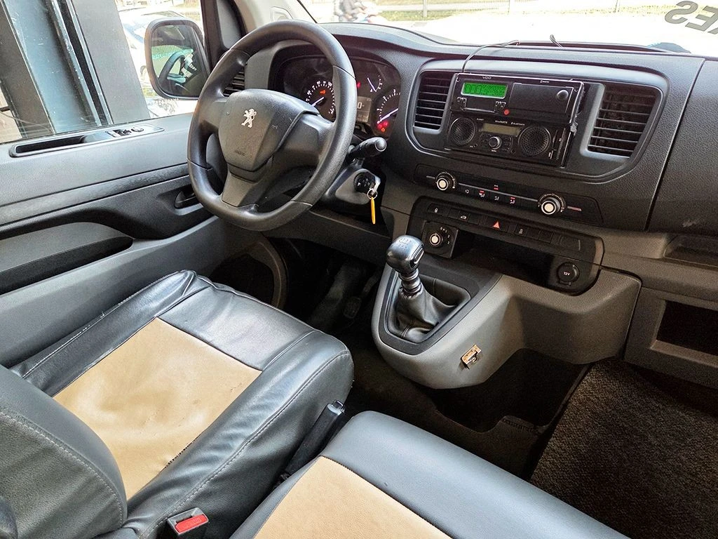 PEUGEOT EXPERT