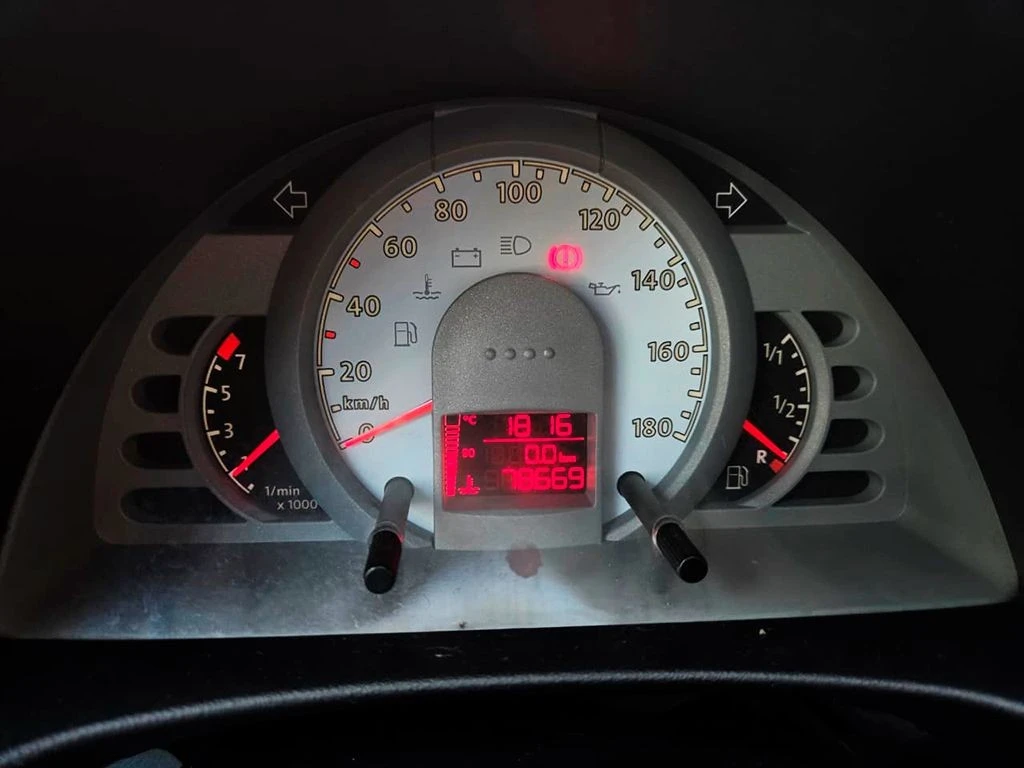 VOLKSWAGEN FOX