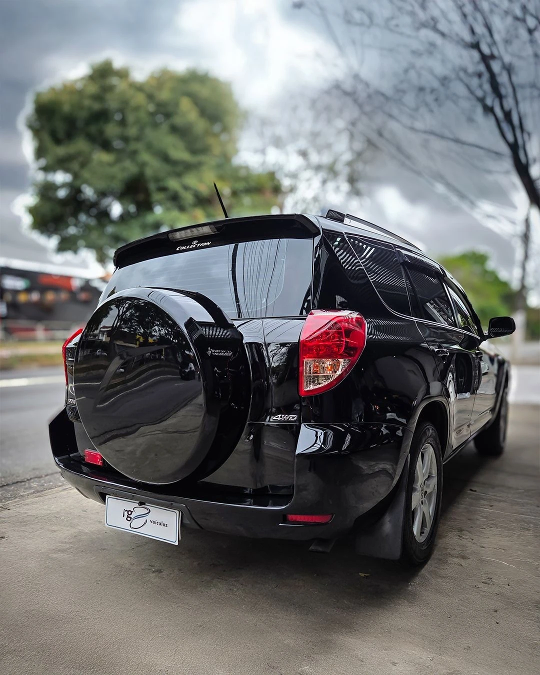 TOYOTA RAV4