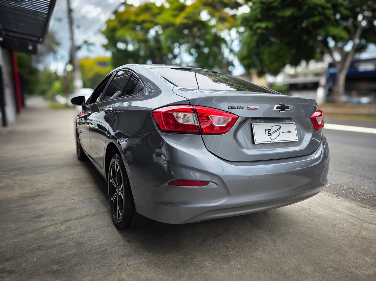 CHEVROLET CRUZE