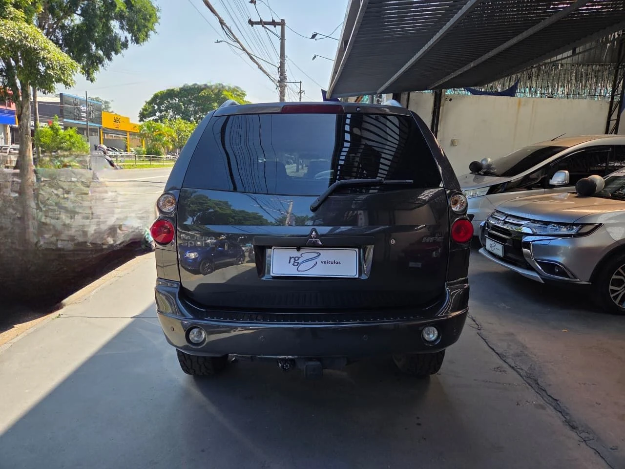 MITSUBISHI PAJERO SPORT