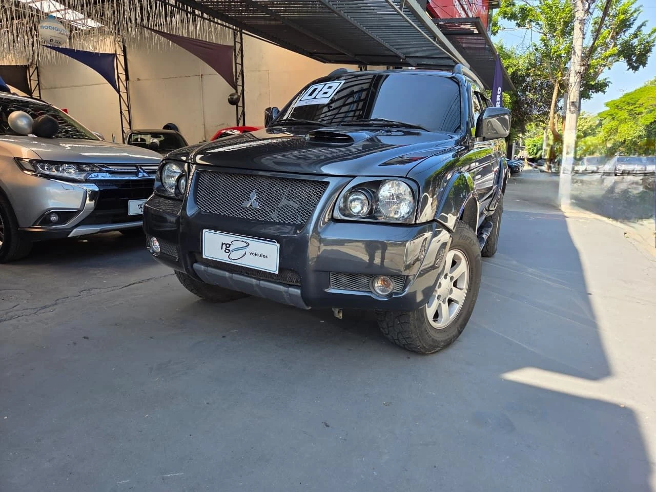 MITSUBISHI PAJERO SPORT