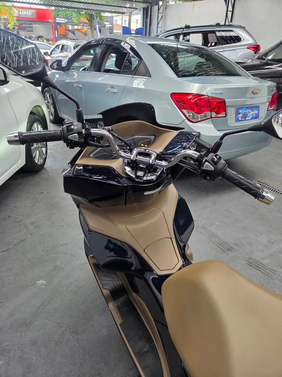 HONDA PCX DLX