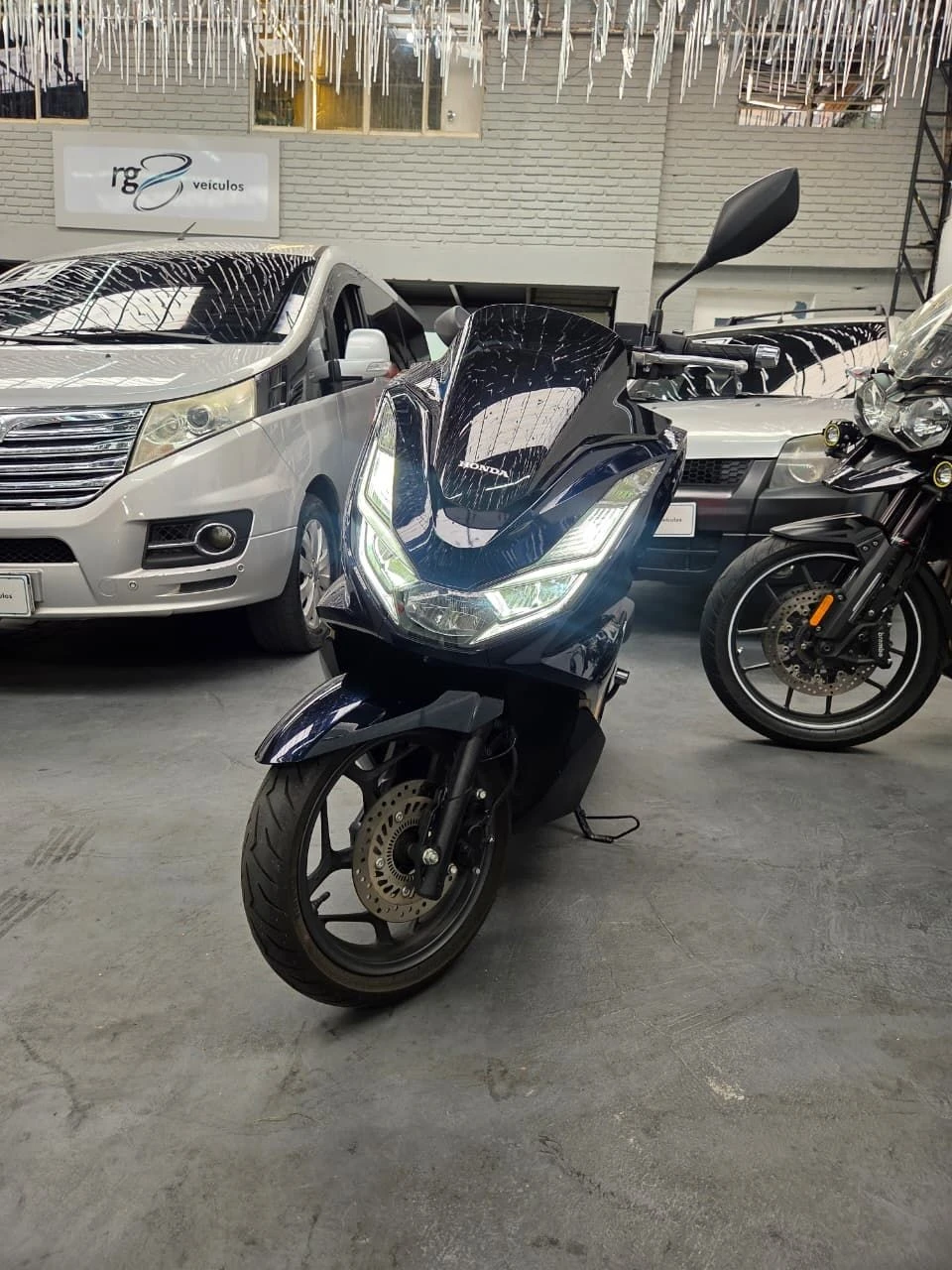 HONDA PCX DLX