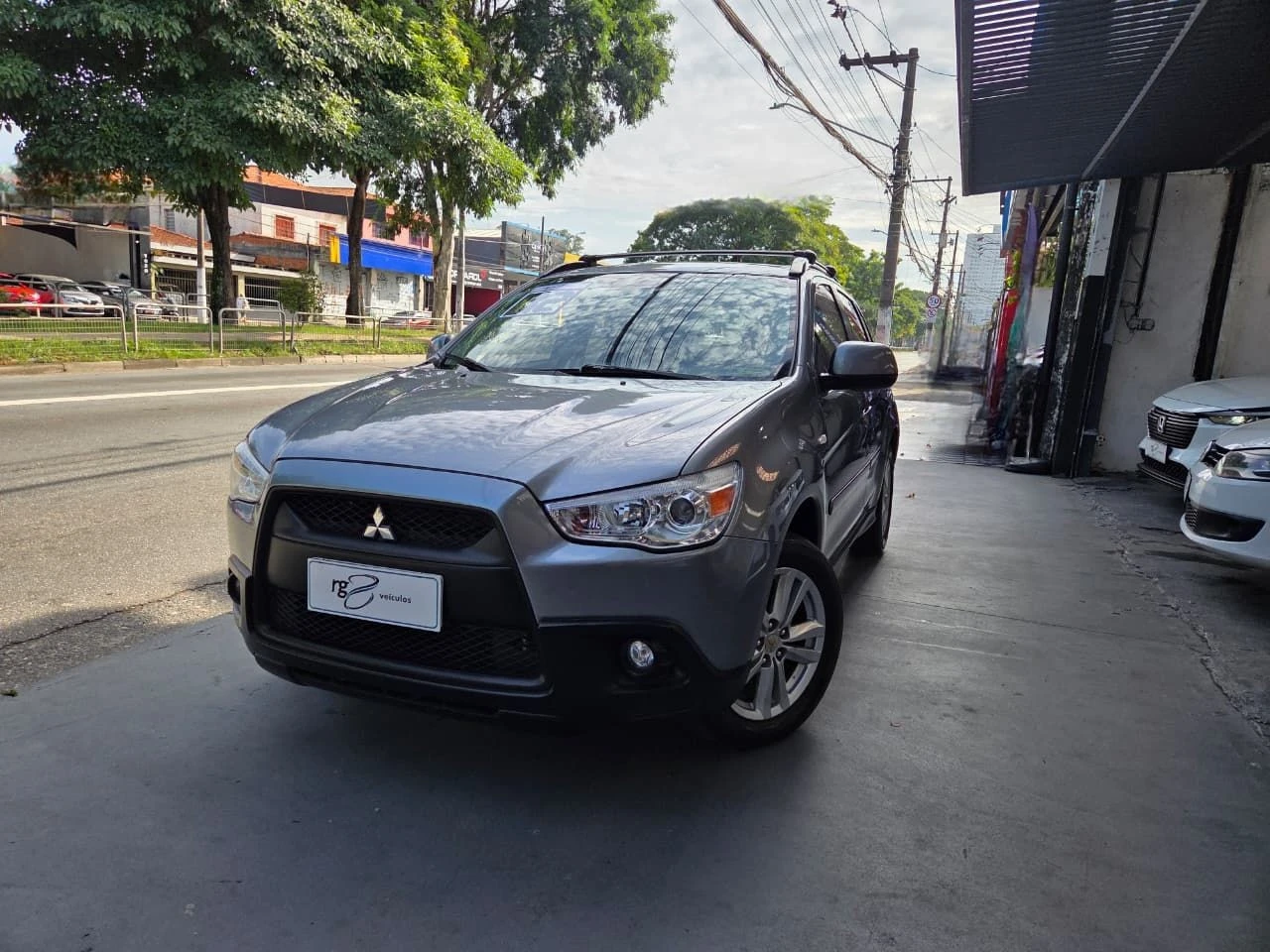 MITSUBISHI ASX