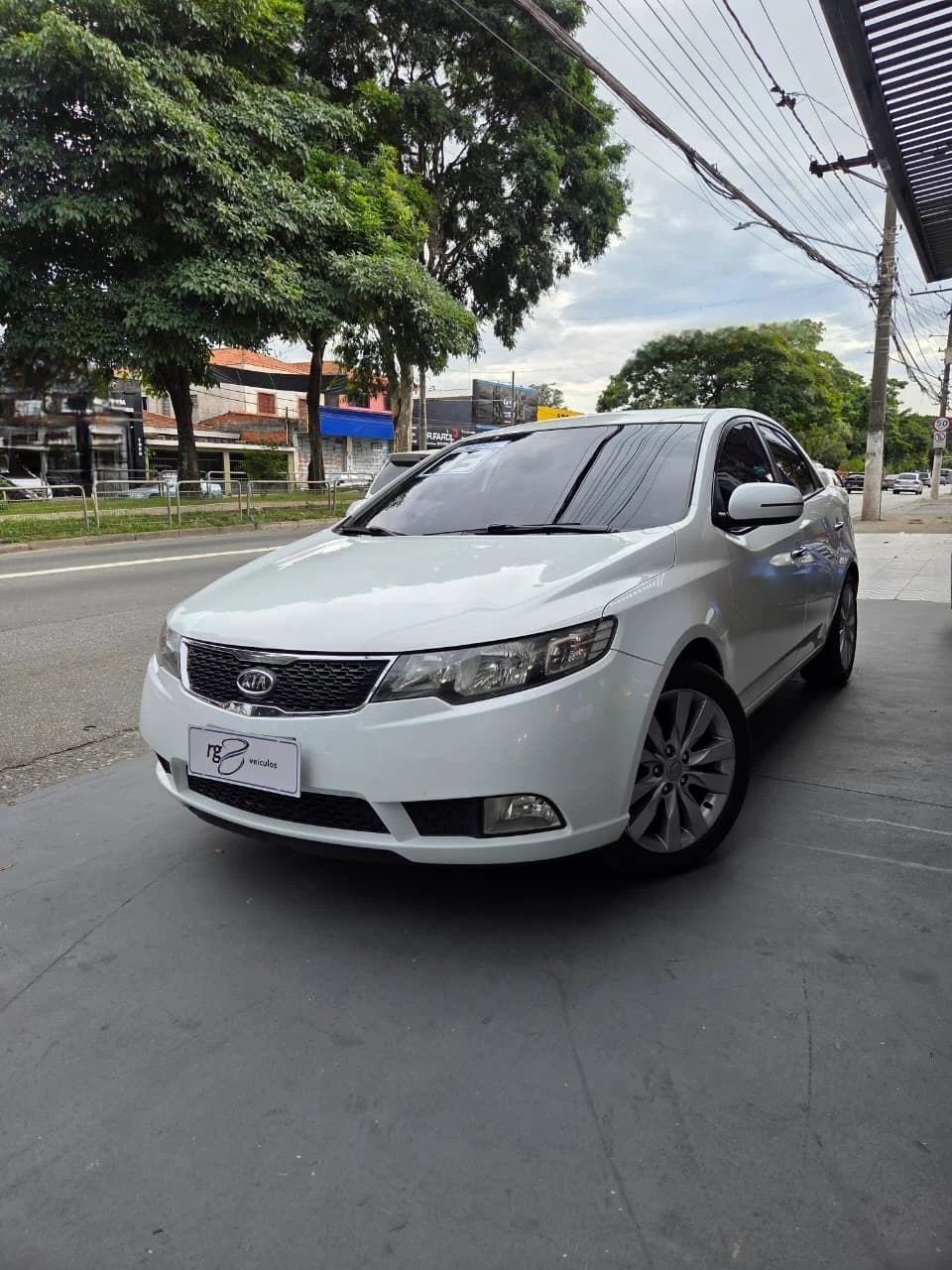 KIA CERATO