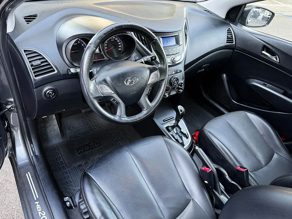 HYUNDAI HB20S