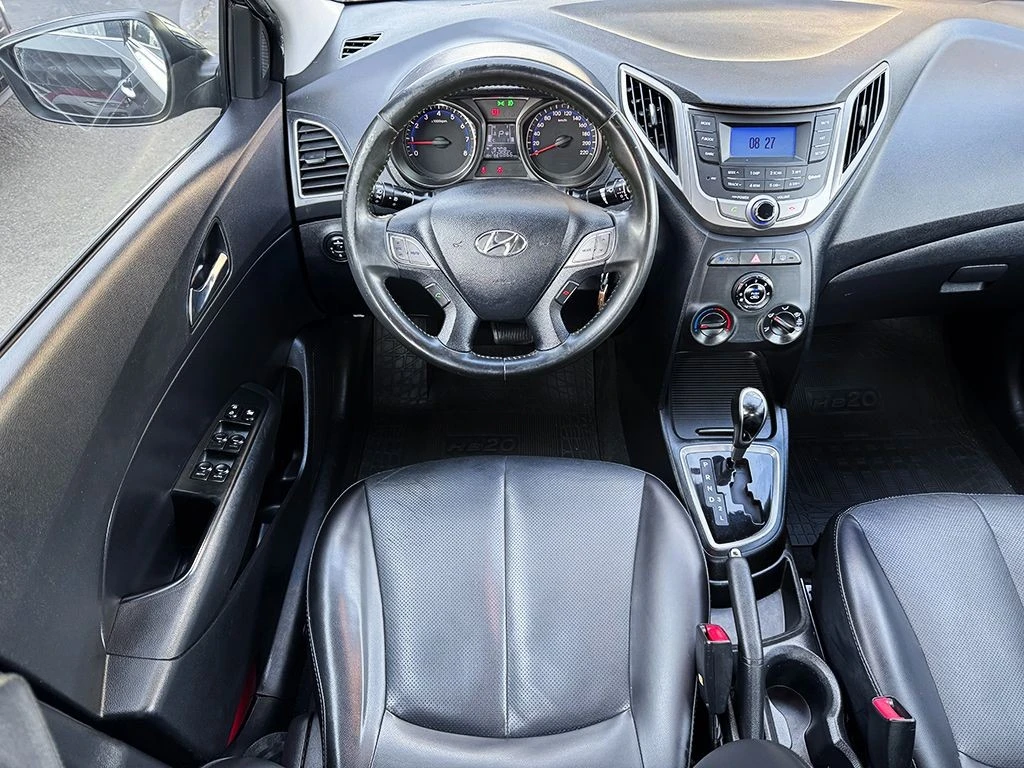 HYUNDAI HB20S