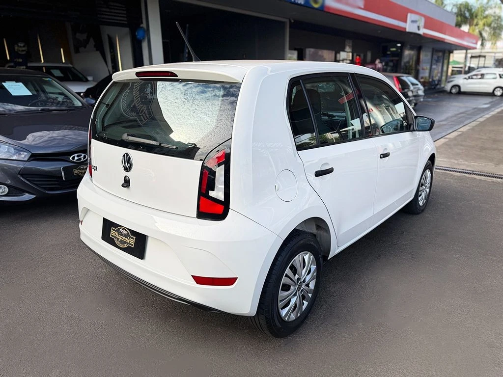 VOLKSWAGEN UP