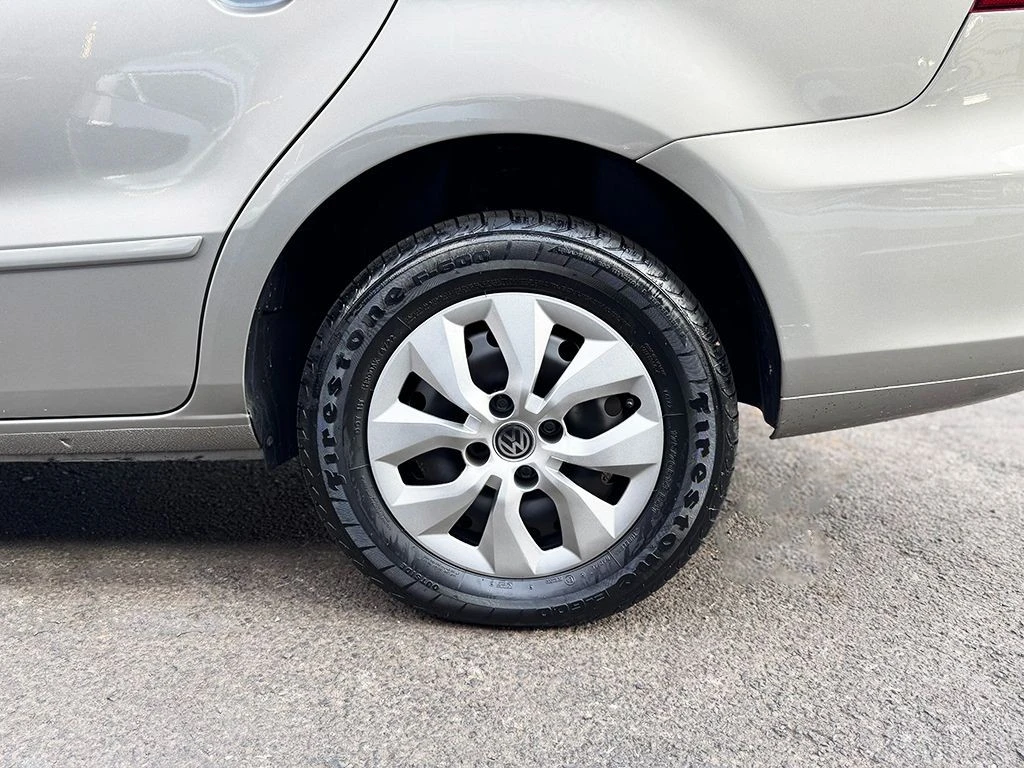 VOLKSWAGEN VOYAGE