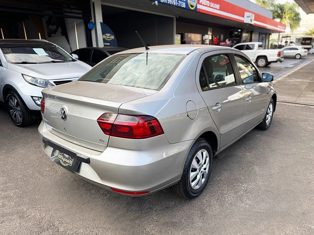 VOLKSWAGEN VOYAGE