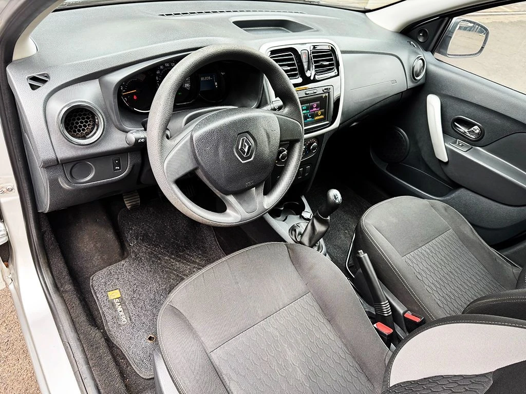 RENAULT SANDERO
