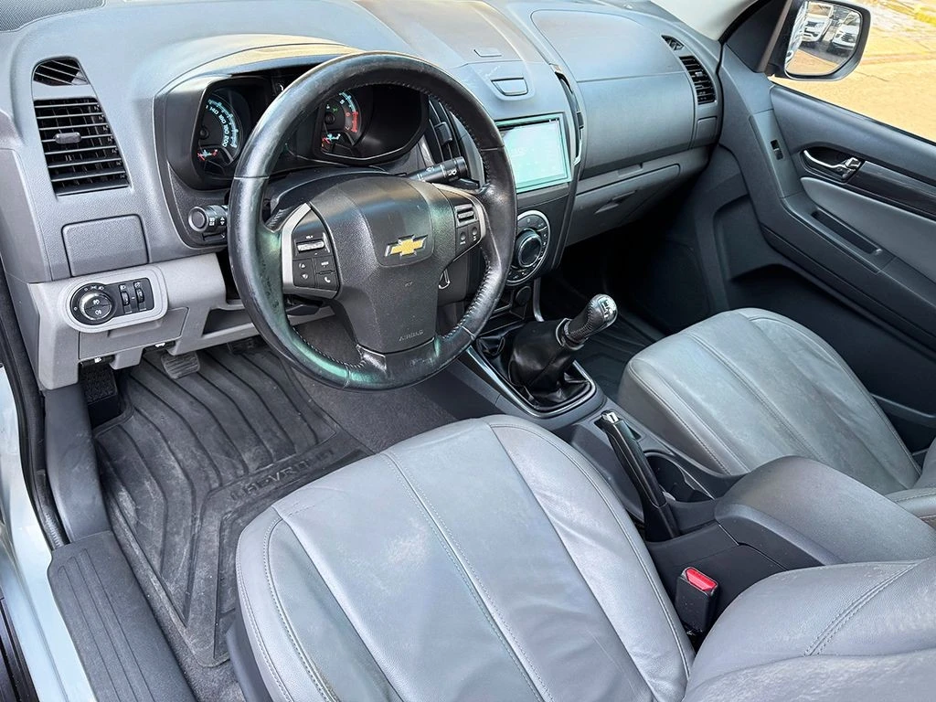 CHEVROLET S10