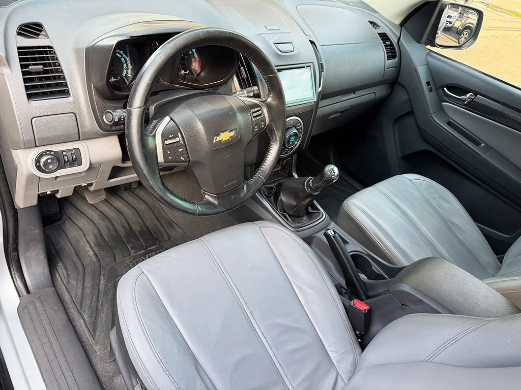 CHEVROLET S10