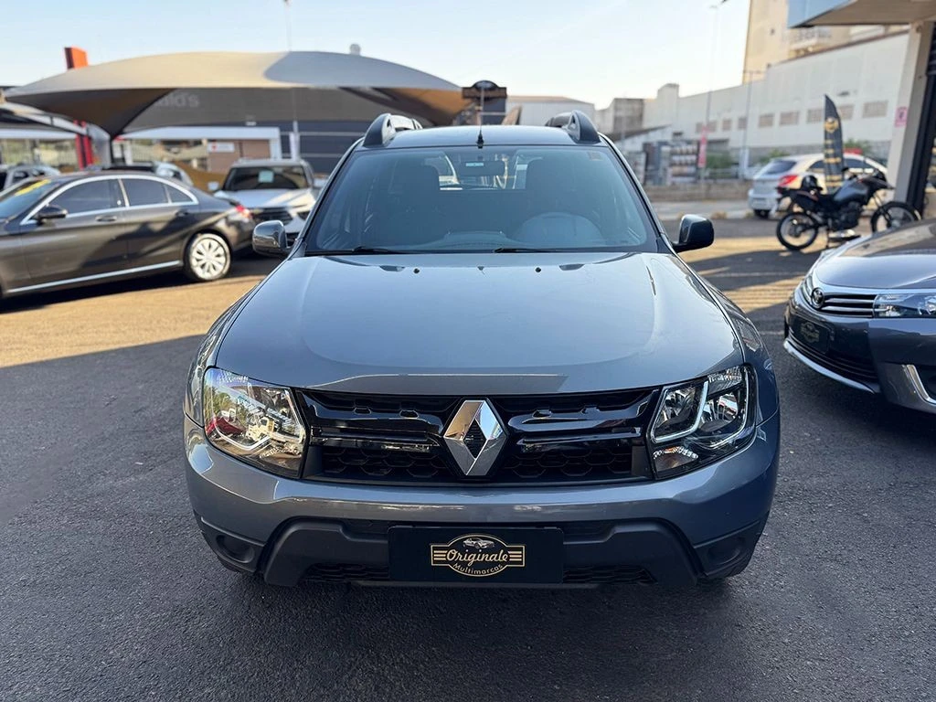 RENAULT DUSTER