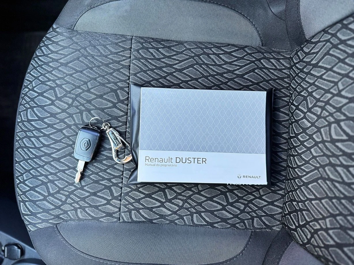 RENAULT DUSTER