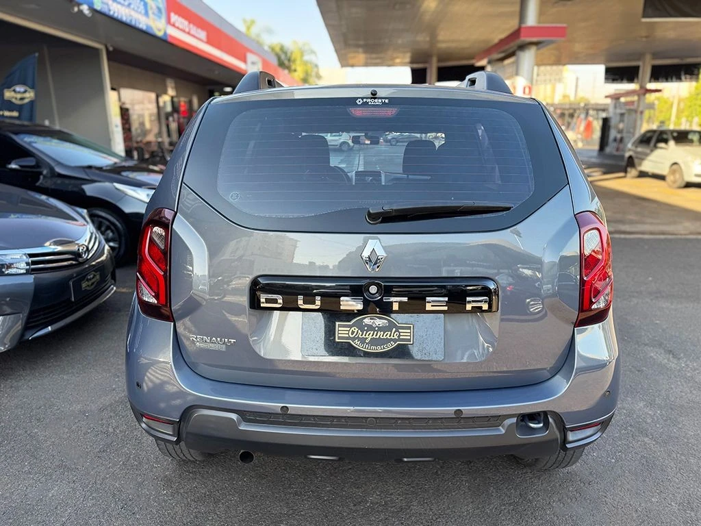 RENAULT DUSTER