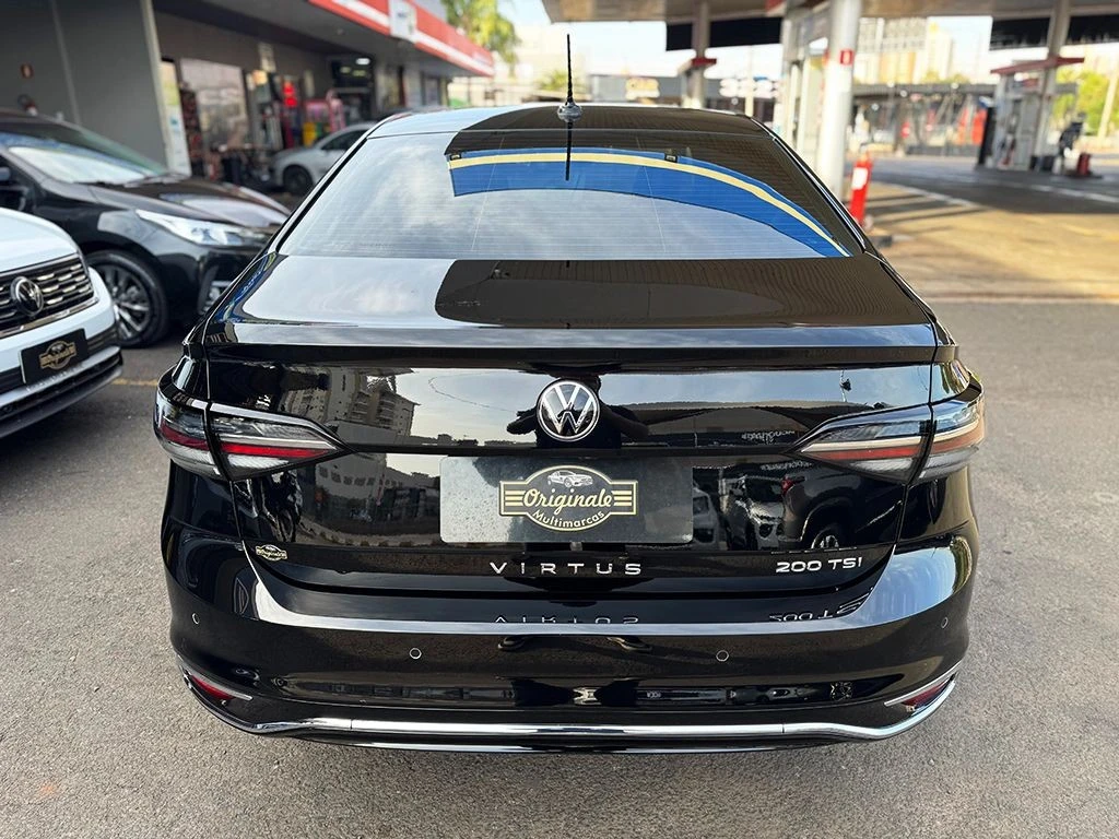 VOLKSWAGEN VIRTUS