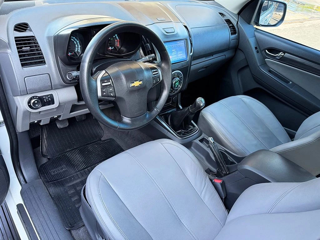 CHEVROLET S10
