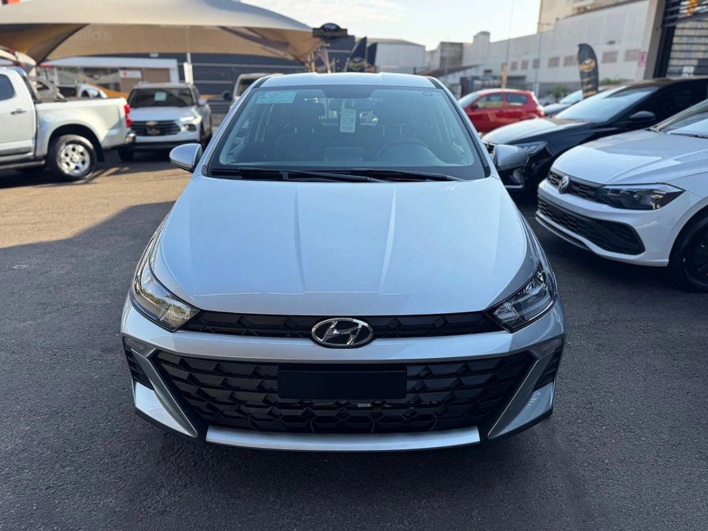HYUNDAI HB20