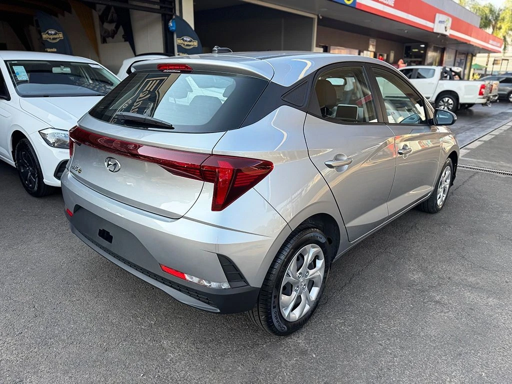 HYUNDAI HB20